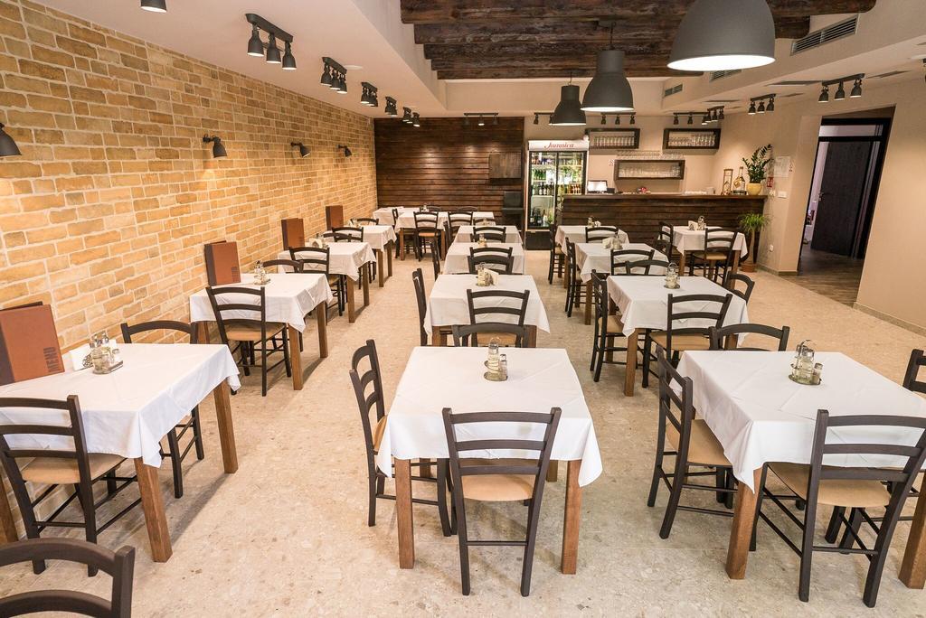 B&B Villa Angy Кореница Екстериор снимка