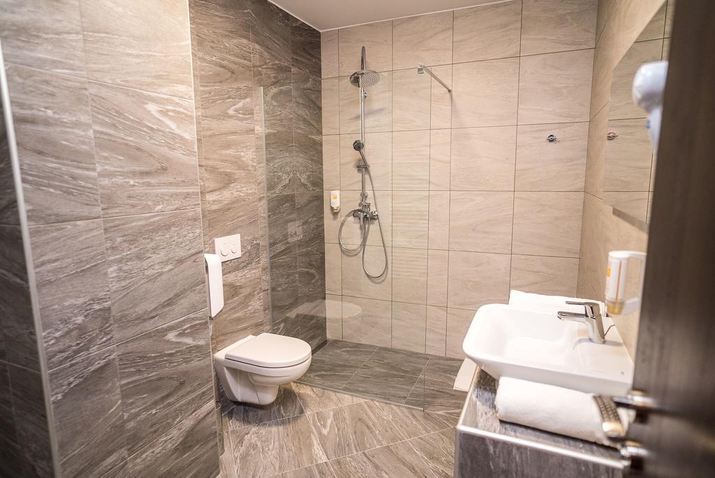 B&B Villa Angy Кореница Екстериор снимка
