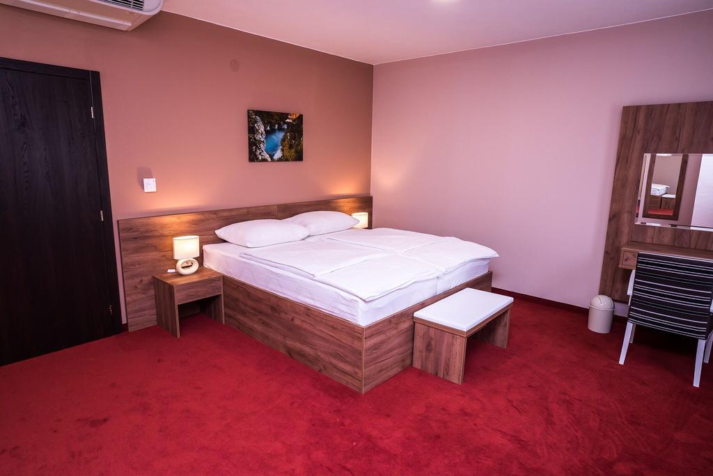 B&B Villa Angy Кореница Екстериор снимка