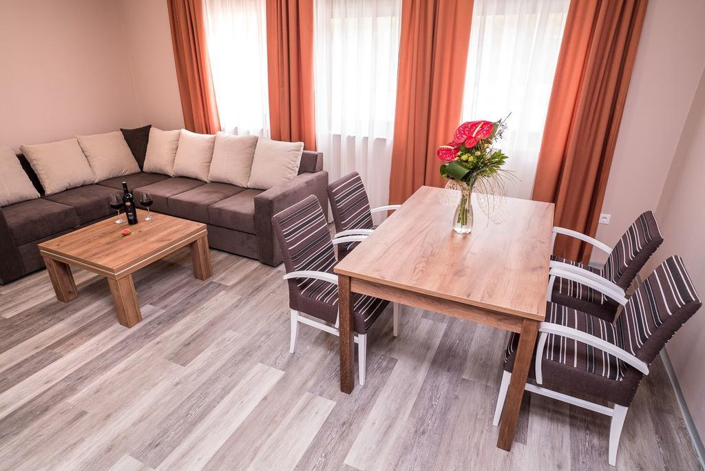 B&B Villa Angy Кореница Екстериор снимка