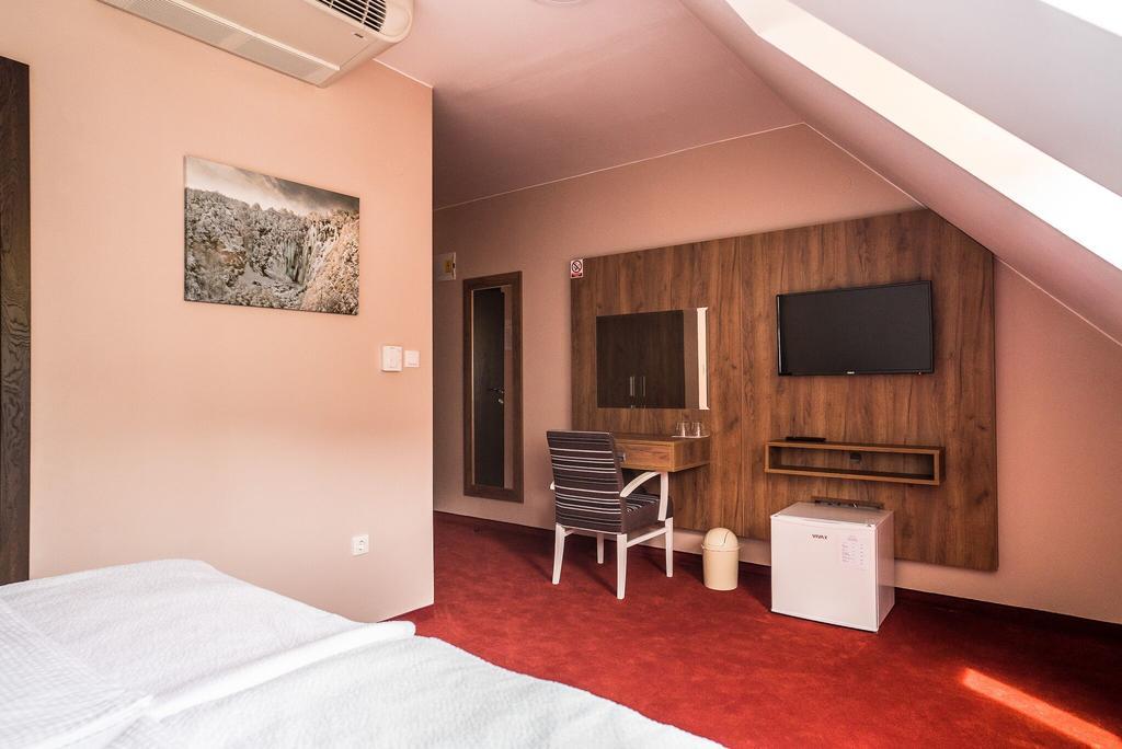 B&B Villa Angy Кореница Екстериор снимка