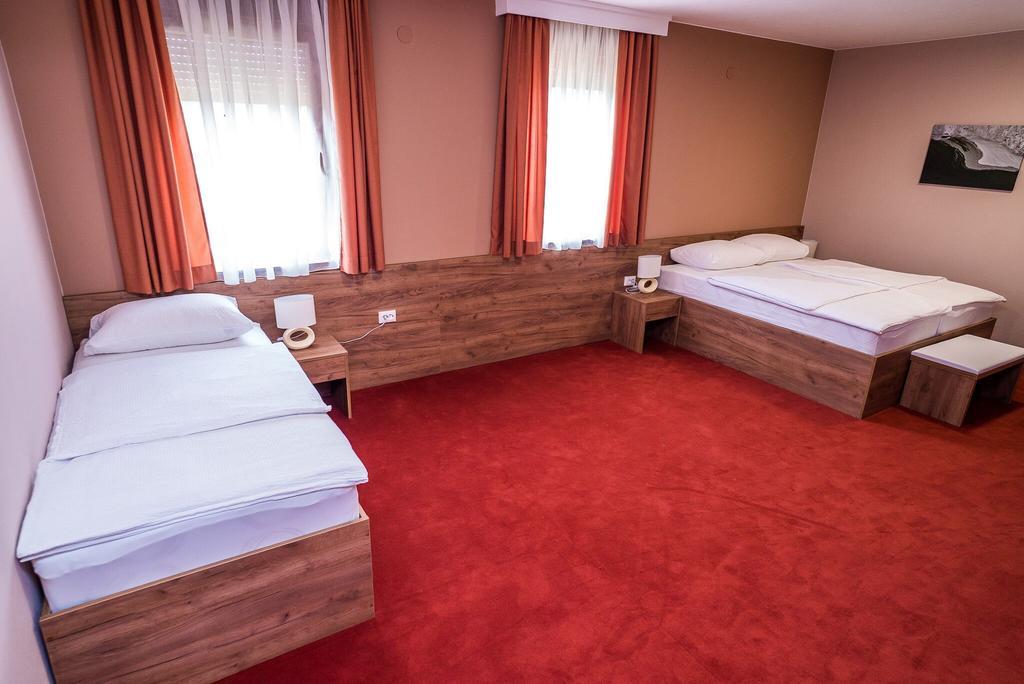B&B Villa Angy Кореница Екстериор снимка
