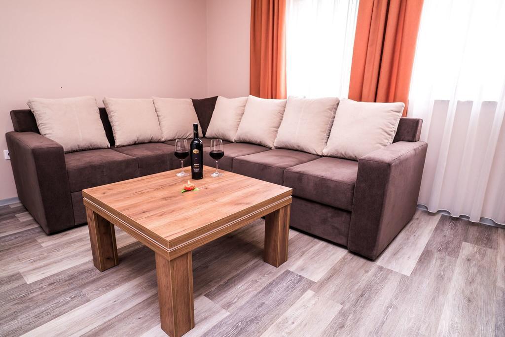 B&B Villa Angy Кореница Екстериор снимка